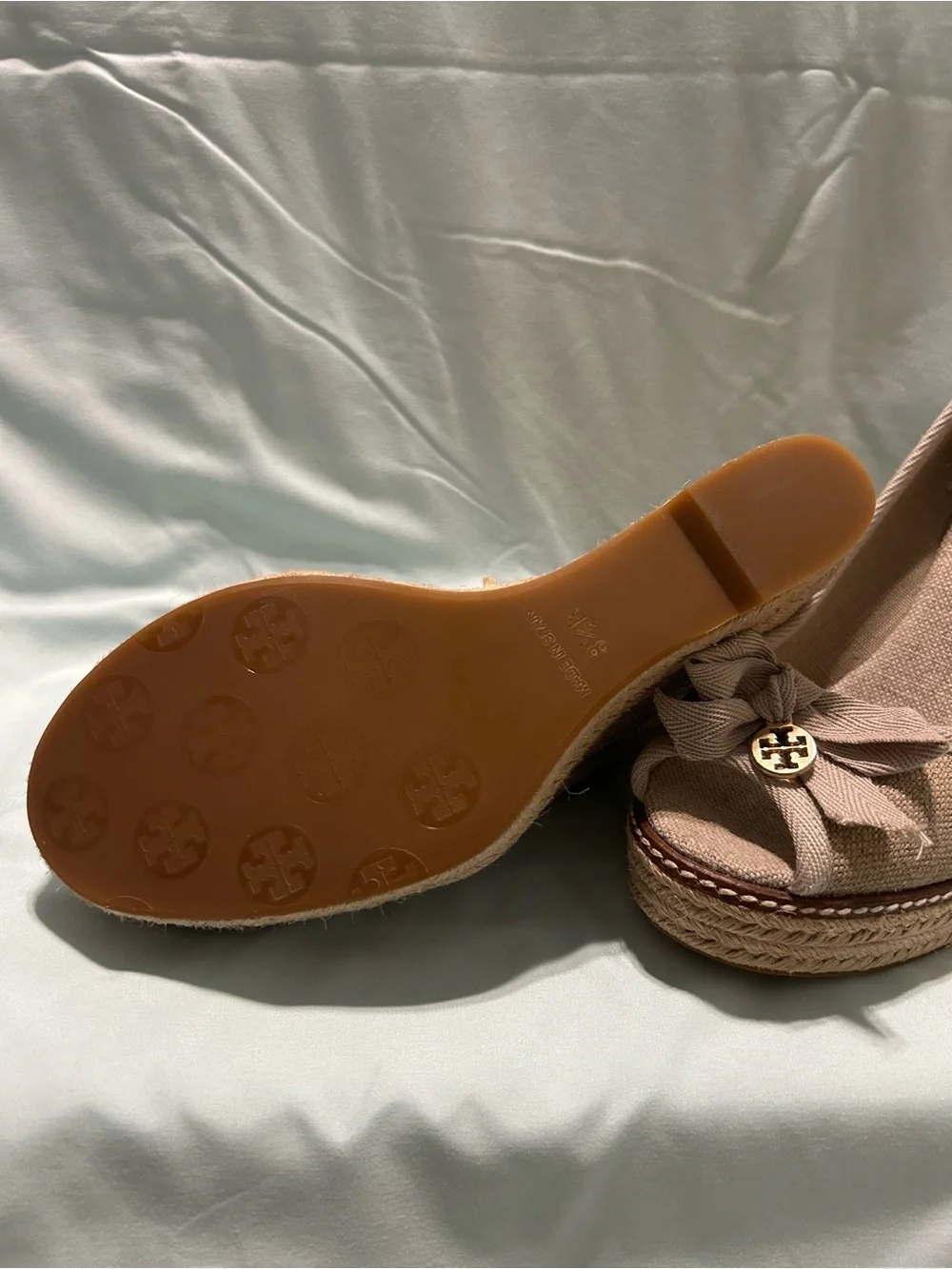 Beige Peep-Toe Wedge Tory Burch Pumps with Bow